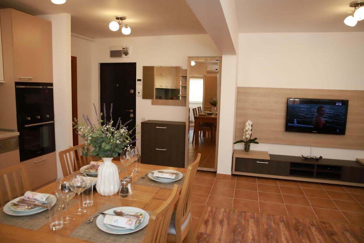 Cozy Apartment In Brasov Exterior photo